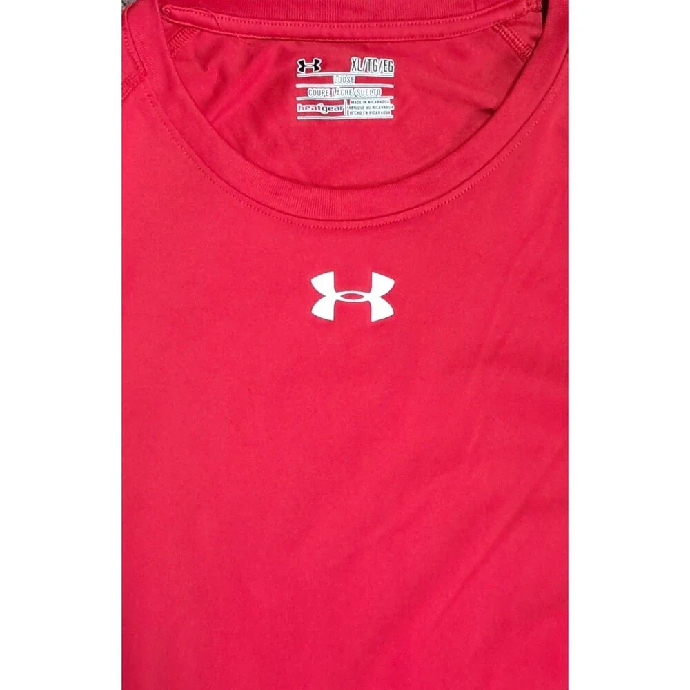 Under Armour Locker Shirt Men's XL UA Tech  Short Sleeve HeatGear Red
